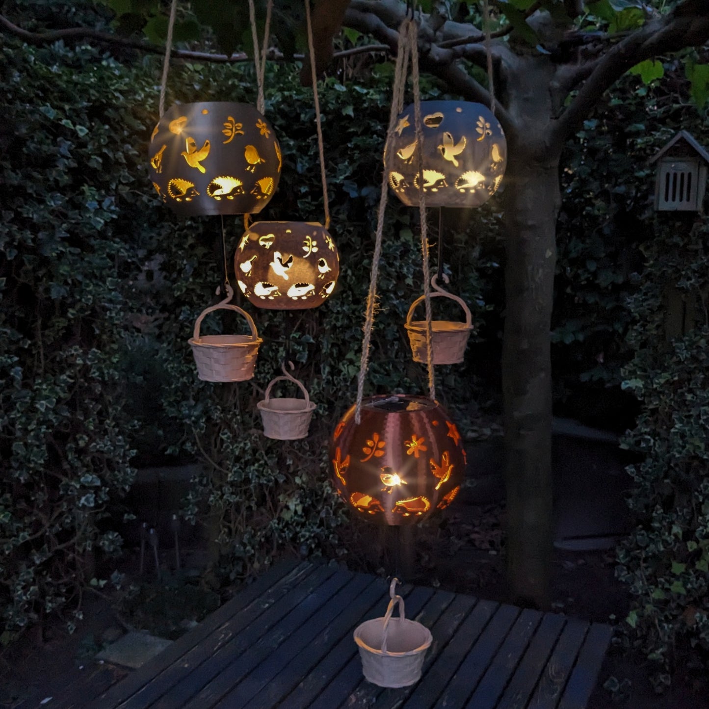 Birds - Vogelvoer hanger met solar lampje